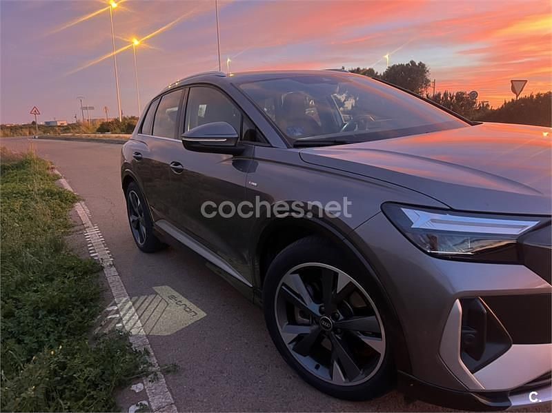 Usado Audi Q4 e-tron S-Line 150 kW (204 CV) 2023 Eléctrico SUV
