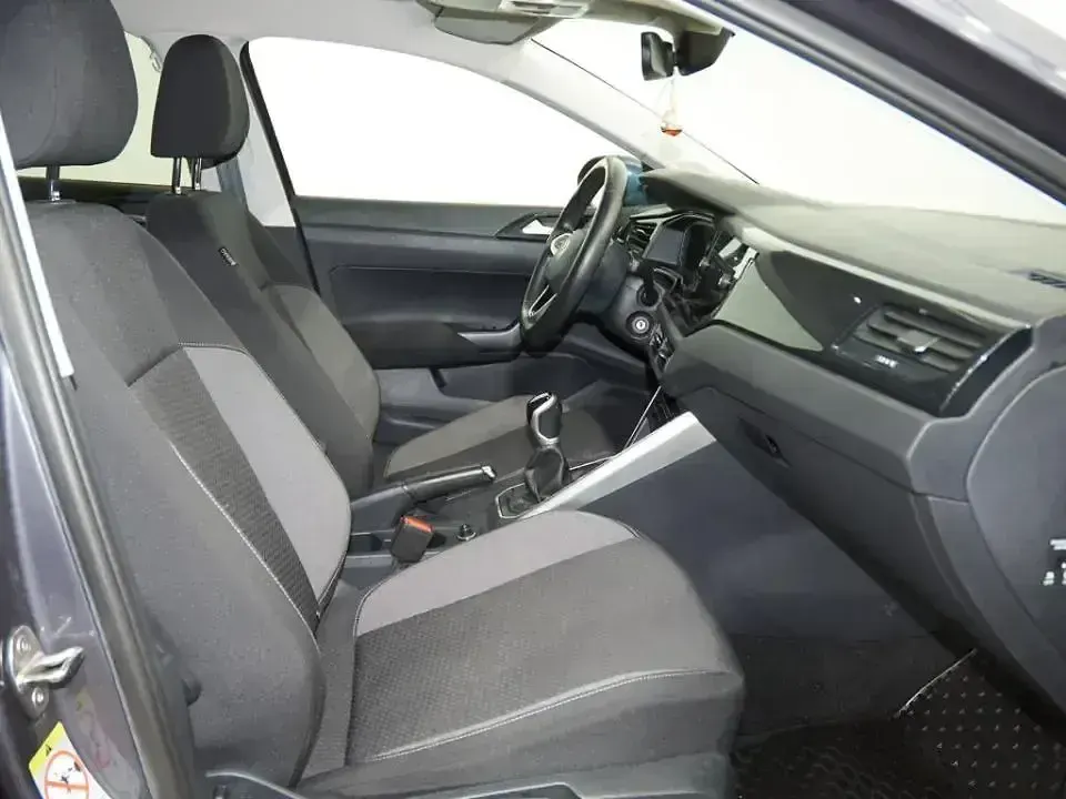 Usado VW Taigo Life 95 CV (69 kW) 2022 Gris SUV