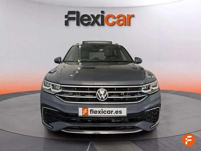 Usado VW Tiguan R-line 150 CV (110 kW) 2021 Gris SUV