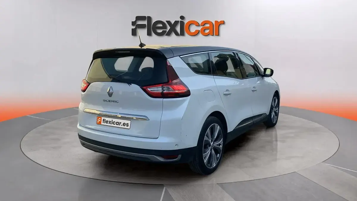 Usado Renault Grand Scénic IV Black Edition 140 CV (102 kW) 2019 Blanco Monovolumen