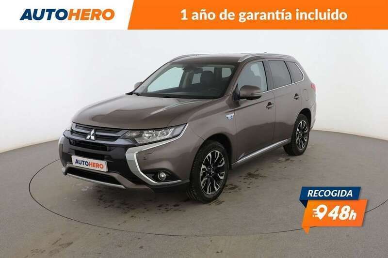 Gris Usado 2016 Mitsubishi Outlander P-HEV SUV | 18.599 € (Un poco caro) - Imagen 1/3