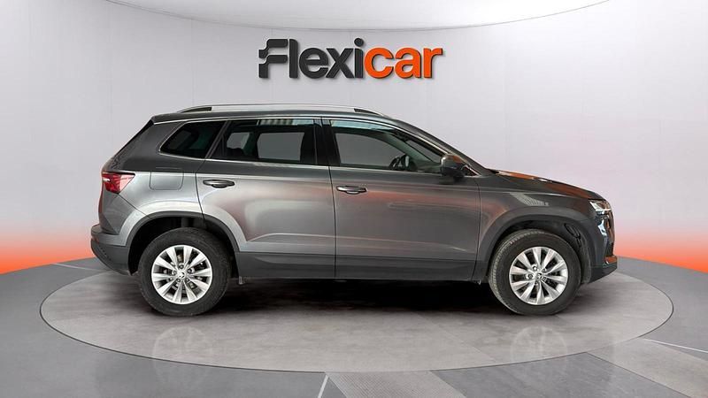 Usado Skoda Karoq Ambition 150 CV (110 kW) 2023 Gris SUV
