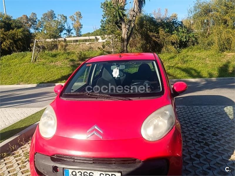 Usado Citroën C1 68 CV (50 kW) 2009 Rojo Utilitario