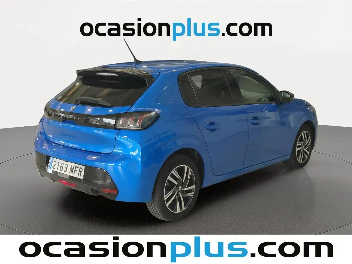 Usado Peugeot 208 Allure 100 CV (73 kW) 2023 Azul Utilitario
