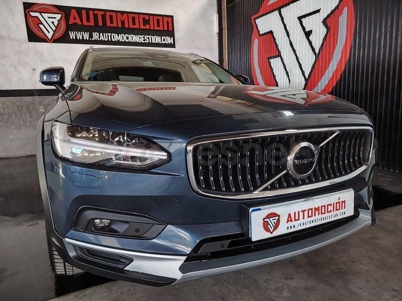 Usado Volvo V90 CC Pro 197 CV (144 kW) 2021 Azul Familiar