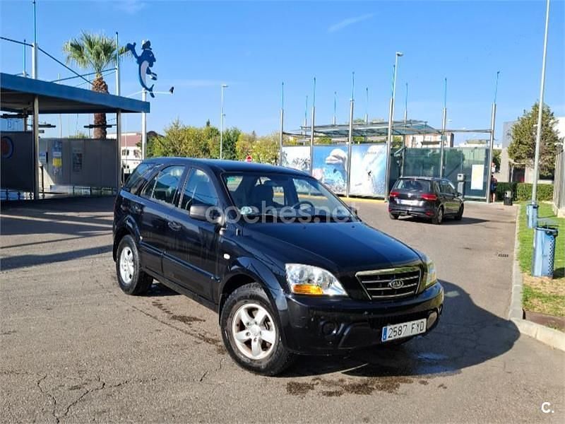 Negro Usado 2007 Kia Sorento Active SUV | 8200 € (Precio justo) - Imagen 1/4
