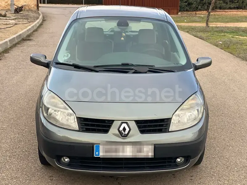 Usado Renault Scénic Exception 115 CV (84 kW) 2005 Gris / plata Monovolumen