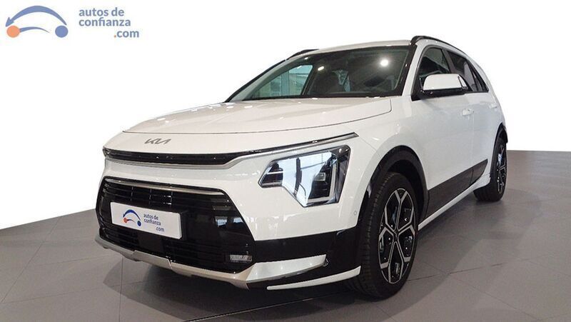Blanco Nuevo 2025 Kia Niro SUV | 34.900 € - Imagen 1/4