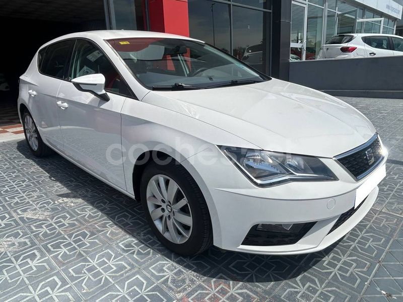 Blanco Usado 2018 Seat Leon Reference Berlina | 13.800 € (Precio justo) - Imagen 1/4