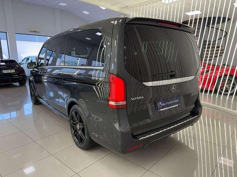 Usado Mercedes V250 Avantgarde 190 CV (139 kW) 2021 Negro Monovolumen