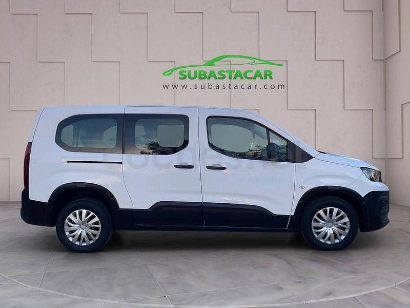 Usado Peugeot Rifter Access 100 CV (73 kW) 2020 Blanco Monovolumen