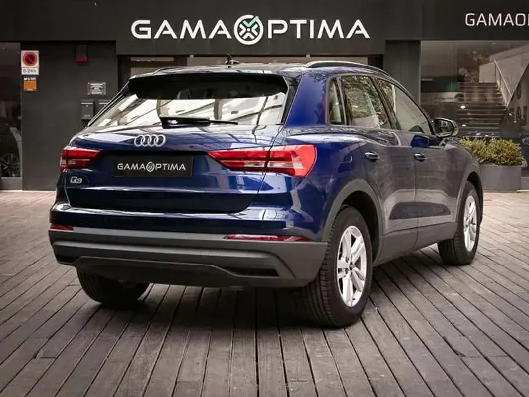 Usado Audi Q3 Attraction 245 CV (180 kW) 2022 Azul SUV
