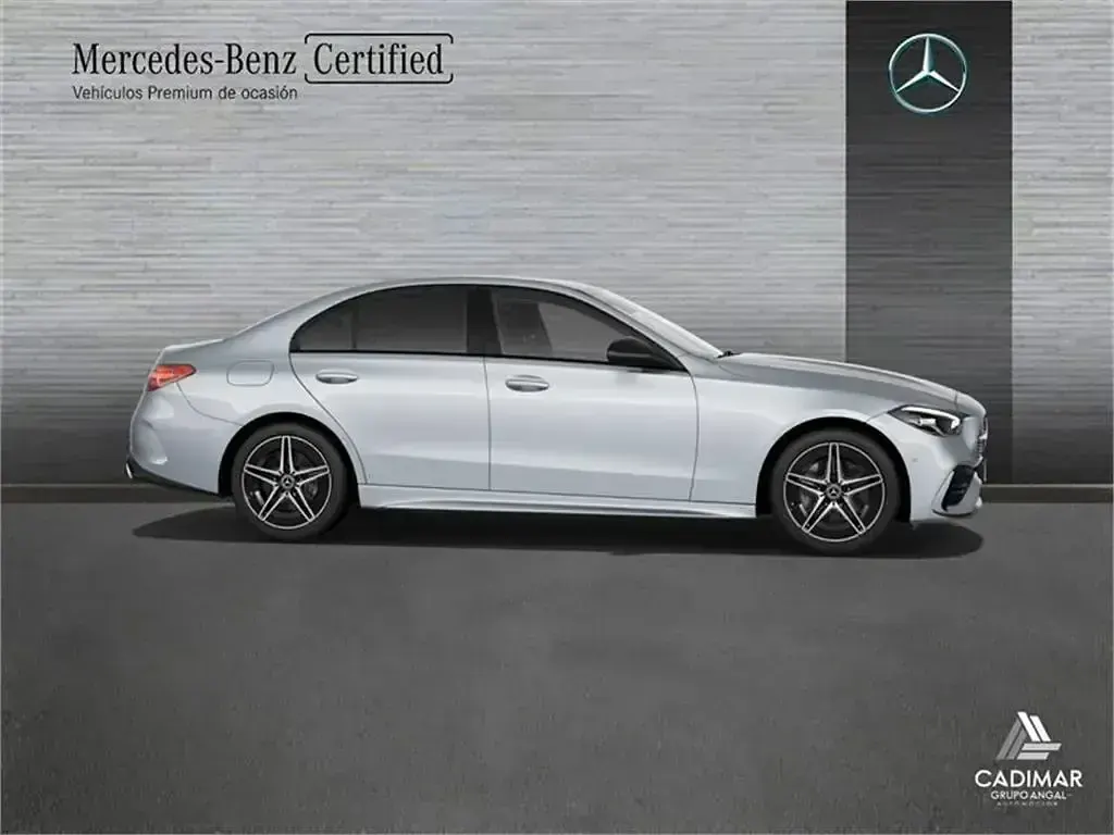 Usado Mercedes C300 313 CV (230 kW) 2024 Gris Berlina