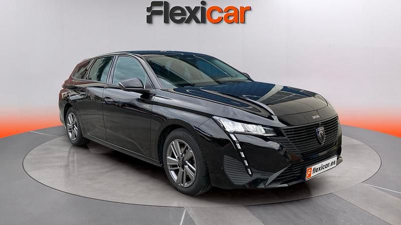 Usado Peugeot 308 S 130 CV (95 kW) 2022 Negro Familiar