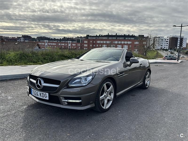Usado Mercedes SLK200 184 CV (135 kW) 2011 Marrón Descapotable