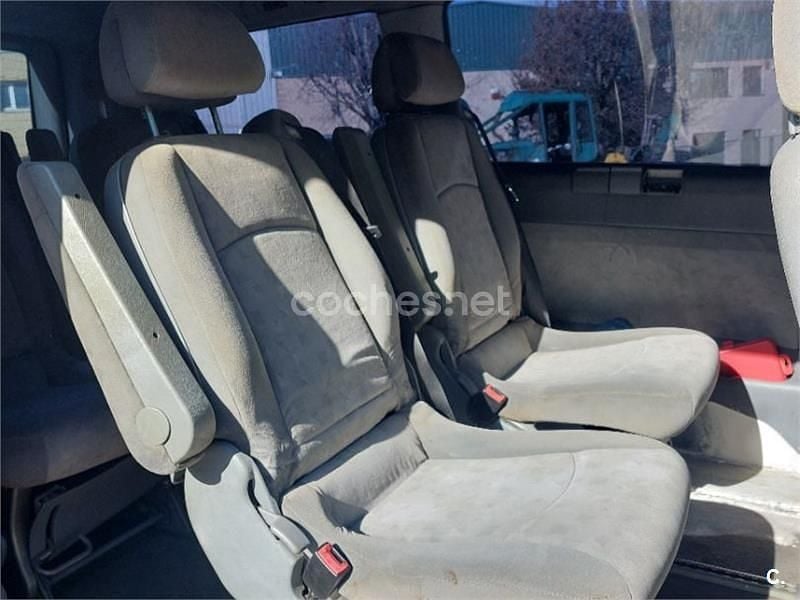 Usado Mercedes Viano 150 CV (110 kW) 2005 Granate Monovolumen