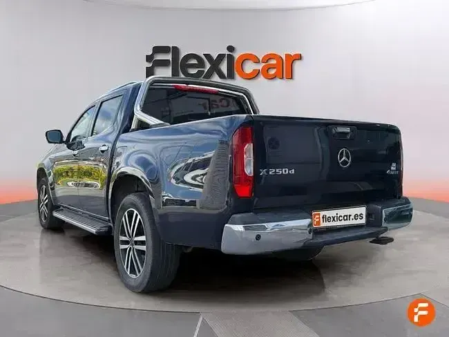 Usado Mercedes X250 190 CV (139 kW) 2020 Azul Pickup/Camioneta