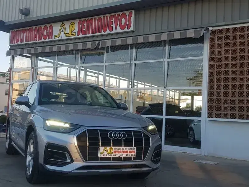Usado Audi Q5 Advanced Plus 163 CV (119 kW) 2023 Gris / plata SUV