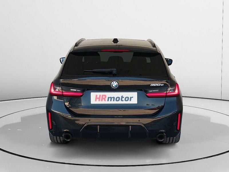 Usado BMW 320e M Sport 204 CV (150 kW) 2022 Blanco Berlina