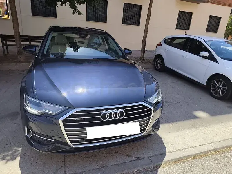 Usado Audi A6 299 CV (219 kW) 2022 Azul Berlina