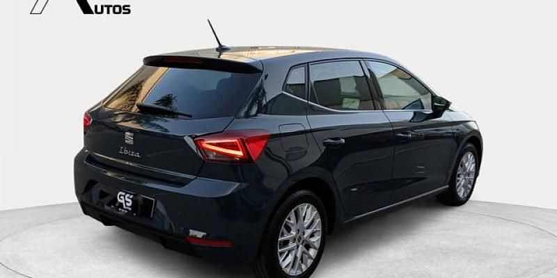 Usado Seat Ibiza XCELLENCE 116 CV (85 kW) 2025 Azul Utilitario