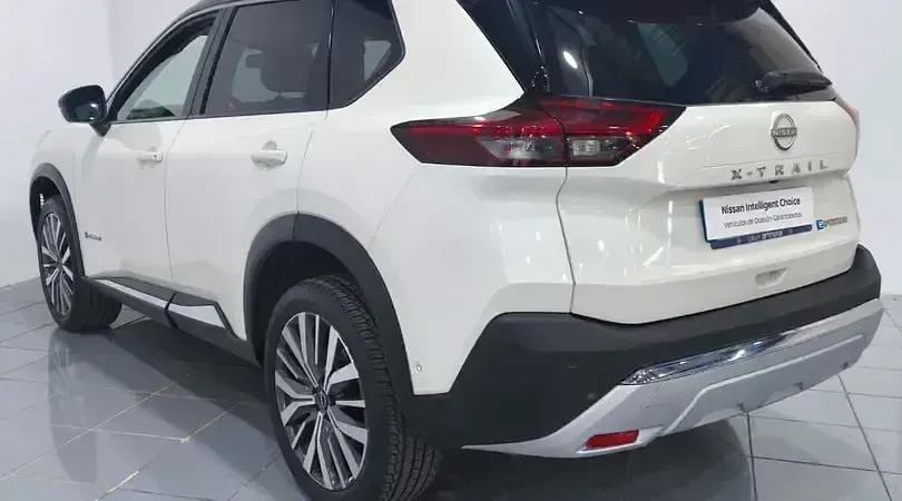 Usado Nissan X-Trail Tekna+ 203 CV (149 kW) 2022 Lunar white galaxy black SUV