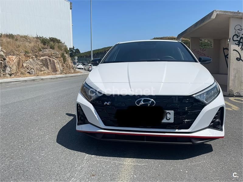 Usado Hyundai i20 204 CV (150 kW) 2023 Blanco Berlina