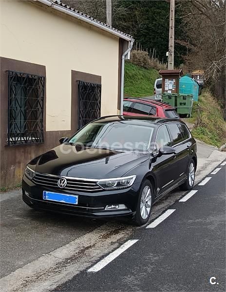 Usado VW Passat Sportline 150 CV (110 kW) 2018 Negro Familiar