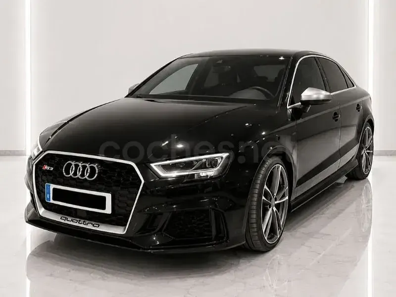 Usado Audi RS3 400 CV (294 kW) 2018 Negro Berlina