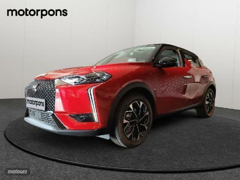 Rojo Usado 2023 DS Automobiles DS3 Crossback E-Tense Opera SUV | 32.900 € (Precio justo) - Imagen 1/4