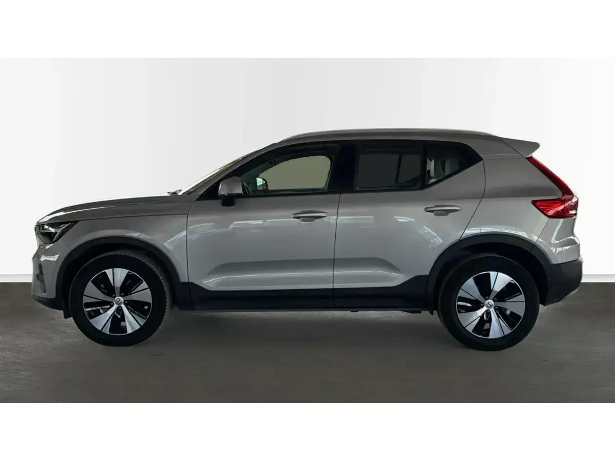 Usado Volvo XC40 Core 163 CV (119 kW) 2025 Gris SUV