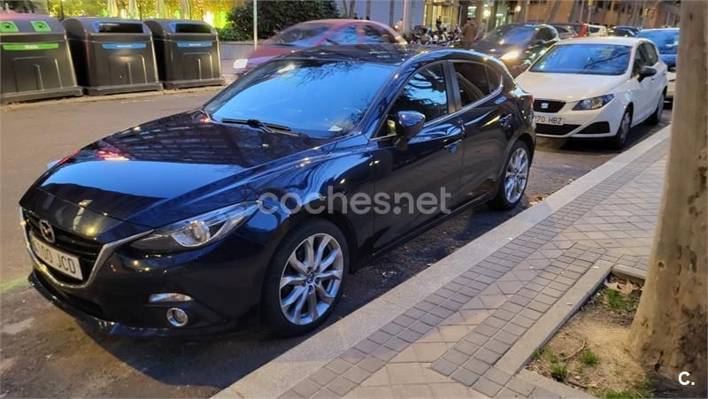 Azul Usado 2015 Mazda 3 Luxury Berlina | 11.499 € (Precio justo) - Imagen 1/4