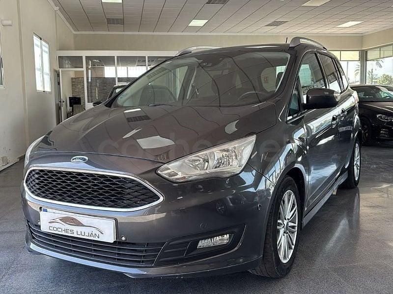 Usado Ford Grand C-Max Trend 120 CV (88 kW) 2018 Gris / plata Monovolumen
