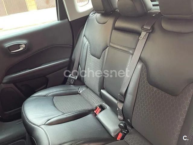 Usado Jeep Compass Sport 120 CV (88 kW) 2019 Blanco SUV