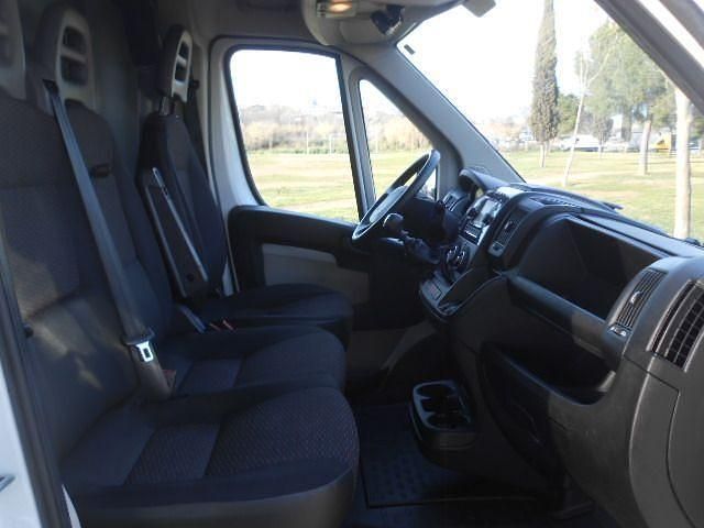 Usado Peugeot Boxer 130 CV (95 kW) 2019 Blanco Van