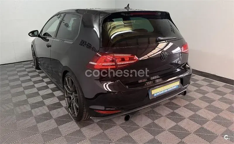 Usado VW Golf VII GTI 220 CV (161 kW) 2014 Negro Berlina