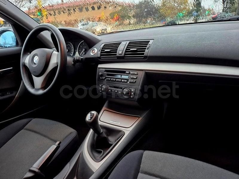 Usado BMW 116 115 CV (84 kW) 2006 Negro Utilitario