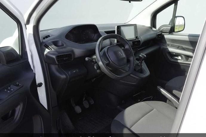 Usado Peugeot Partner 100 CV (73 kW) 2023 Monovolumen