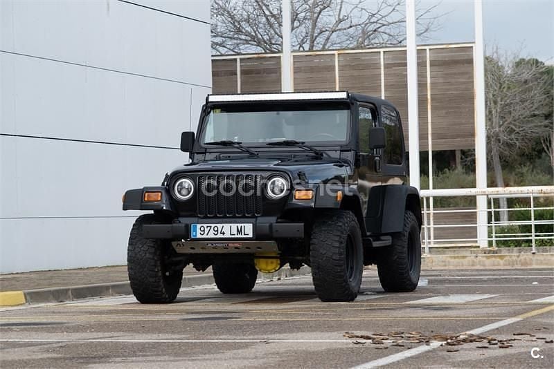 Usado Jeep Wrangler 121 CV (88 kW) 2000 Negro SUV