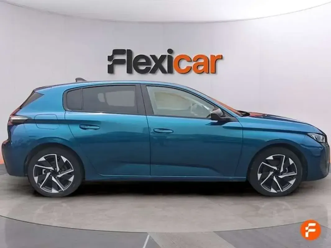 Usado Peugeot 308 Allure 131 CV (96 kW) 2024 Azul Utilitario
