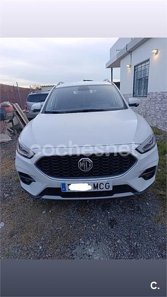 Usado MG ZS Luxury 106 CV (77 kW) 2022 Blanco SUV