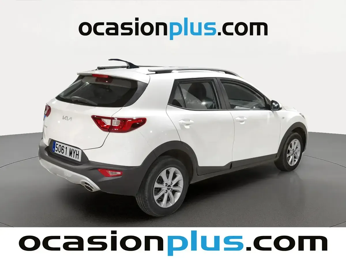Usado Kia Stonic 79 CV (58 kW) 2025 Blanco SUV