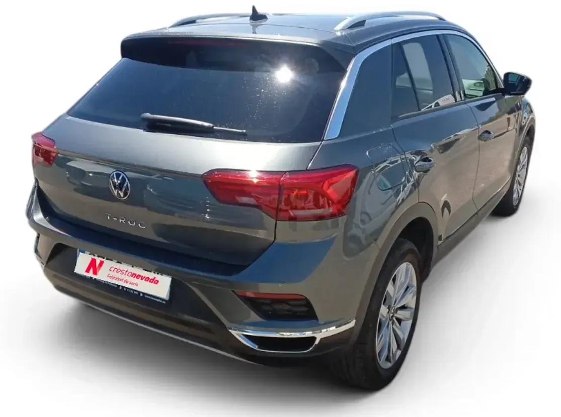 Usado VW T-Roc Advance 115 CV (84 kW) 2021 Gris SUV