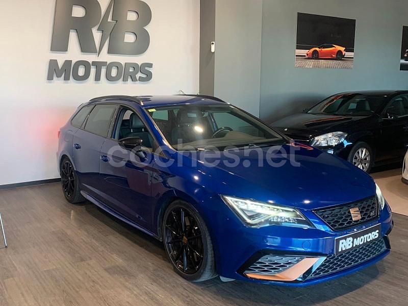 Azul Usado 2019 Cupra Leon Familiar | 24.990 € (Precio justo) - Imagen 1/4