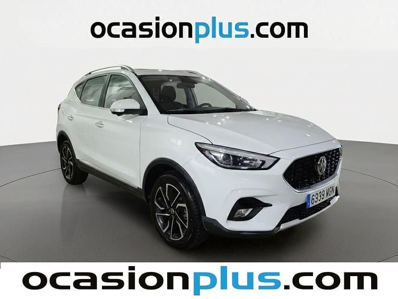 Usado MG ZS Luxury 111 CV (81 kW) 2023 Blanco SUV