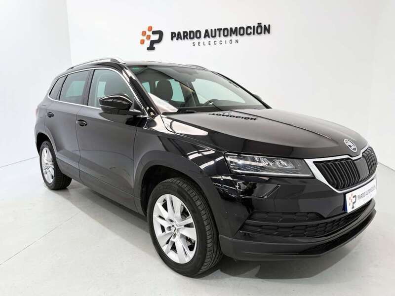 Negro Usado 2019 Skoda Karoq Ambition SUV | 18.900 € (Precio justo) - Imagen 1/4