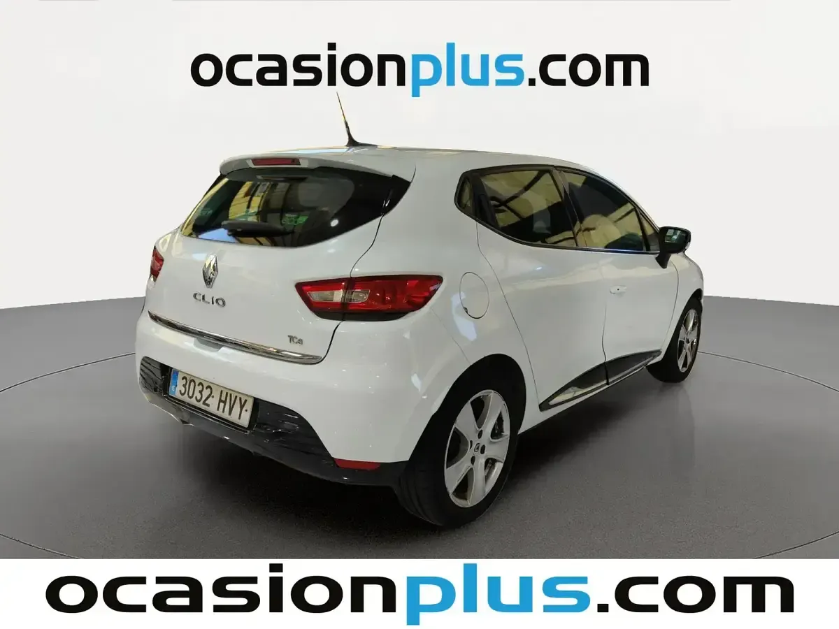 Usado Renault Clio IV Dynamique 90 CV (66 kW) 2014 Blanco Utilitario
