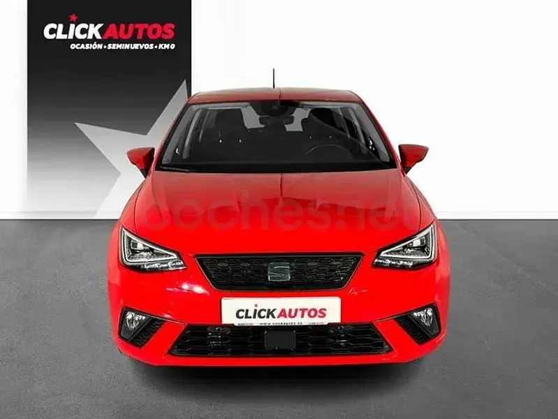 Usado Seat Ibiza Style 110 CV (80 kW) 2023 Rojo Utilitario