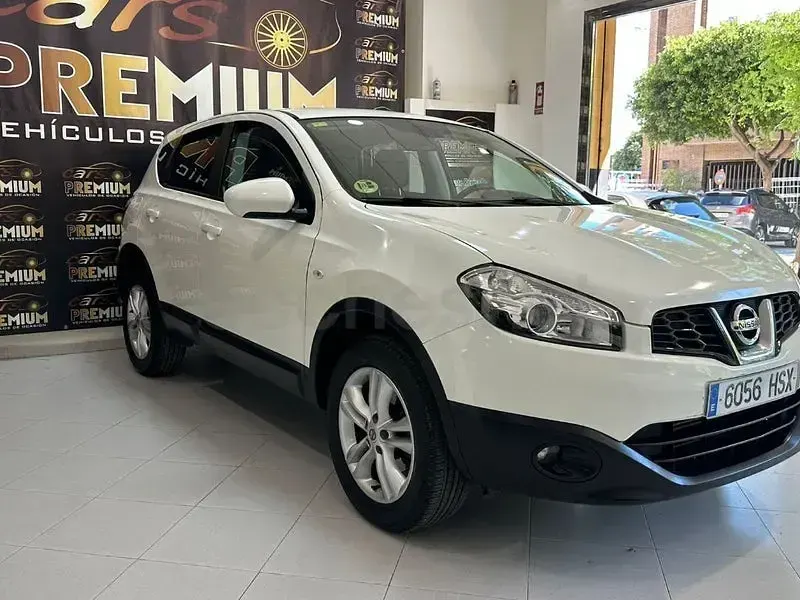 Usado Nissan Qashqai Acenta 110 CV (80 kW) 2014 Blanco SUV