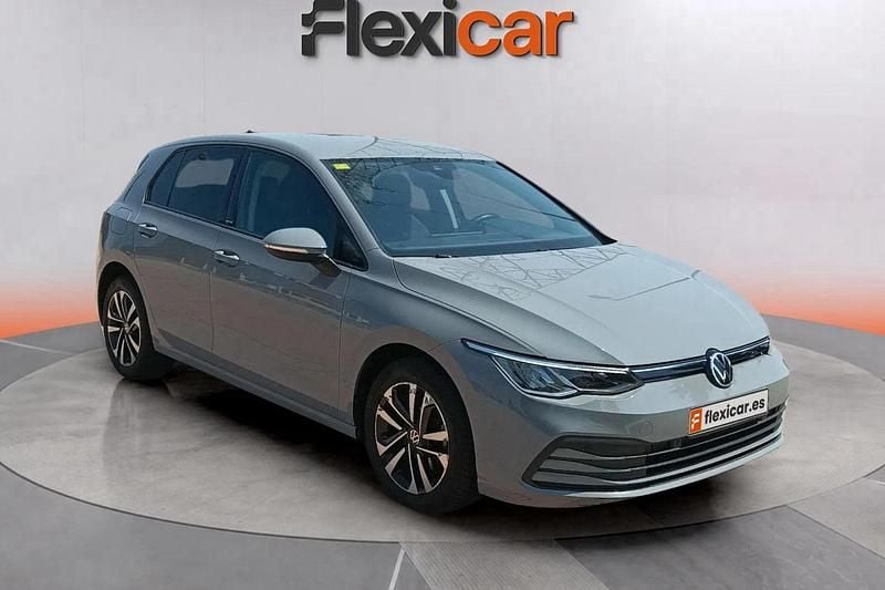 Gris Usado 2020 VW Golf VIII Life Berlina | 16.990 € (Precio justo) - Imagen 1/4